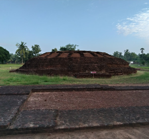ஆதுரு புத்த ஸ்தூபி, ஆந்திரப்பிரதேசம்