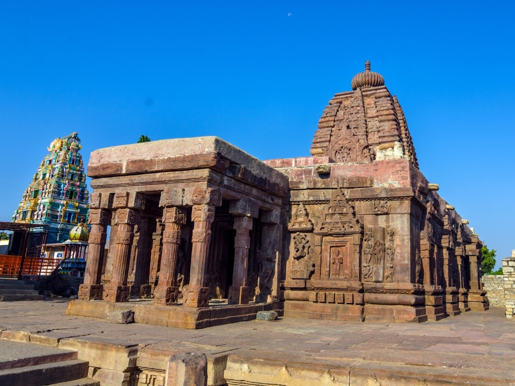 ஆலம்பூர் ஸ்வர்க பிரம்மன் கோயில், தெலுங்கானா