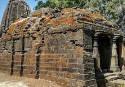 அஞ்சனேரி சமண கோயில், மகாராஷ்டிரா