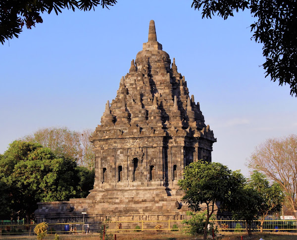புப்ரா புத்த கோவில், இந்தோனேசியா