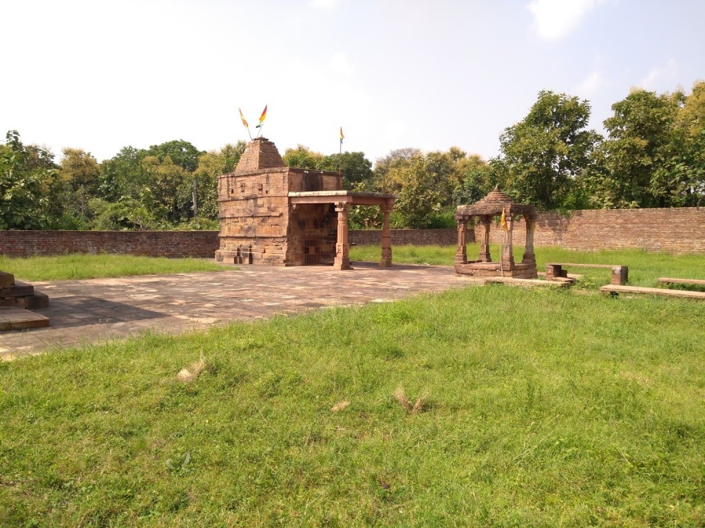 சந்த்பூர் சமணக் கோவில், உத்தரப்பிரதேசம்