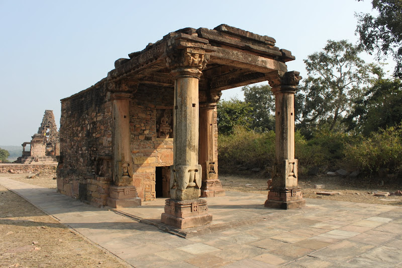 துதை ஆதிநாதர் கோவில், உத்தரப் பிரதேசம்