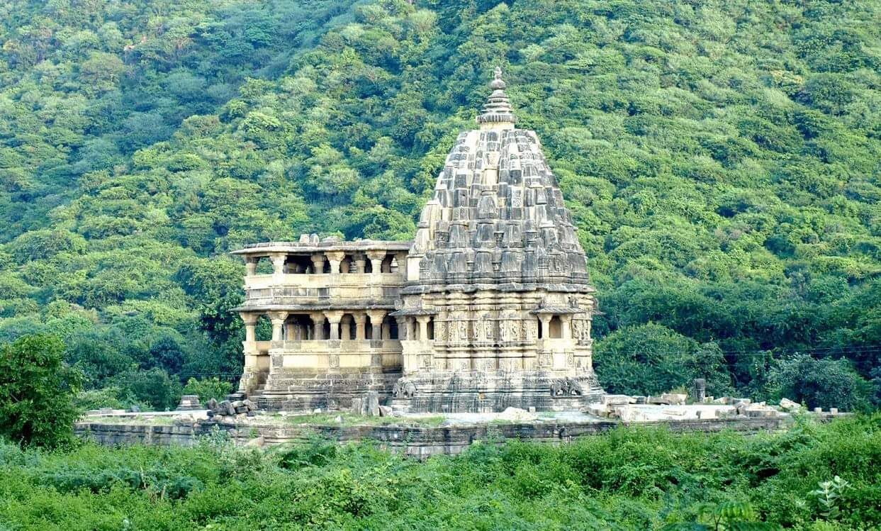 கும்லி நவ்லகா சூரியன் கோவில், குஜராத்