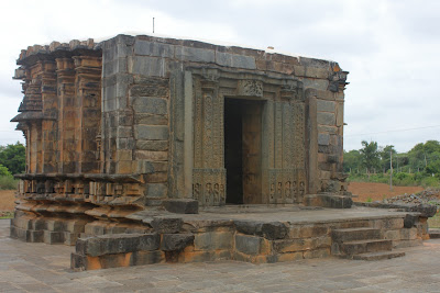 ஹங்கல் பில்லேஸ்வரர் கோயில், கர்நாடகா