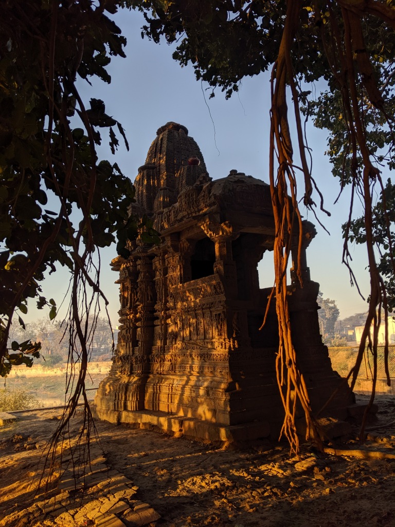 கண்டோசன் ஹிங்லாஜ் மாதா கோவில், குஜராத்