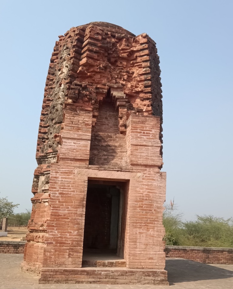 கெரட் செங்கல் சிவன் கோவில், மத்தியப் பிரதேசம்