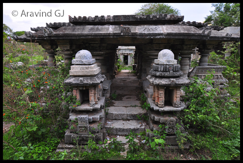 கோர்வாங்லா கோவிந்தேஸ்வரர் மற்றும் நாகேஸ்வரர் கோவில், கர்நாடகா