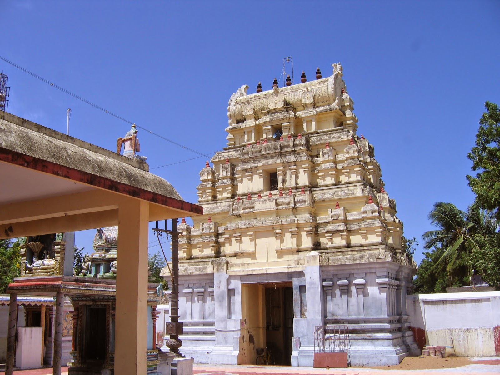 மணக்கால் ஐயம்பேட்டை வைகுண்ட நாராயண பெருமாள் திருக்கோயில், திருவாரூர்