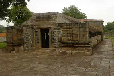 நரேகல் சர்வேஸ்வரர் தேவஸ்தானம், கர்நாடகா
