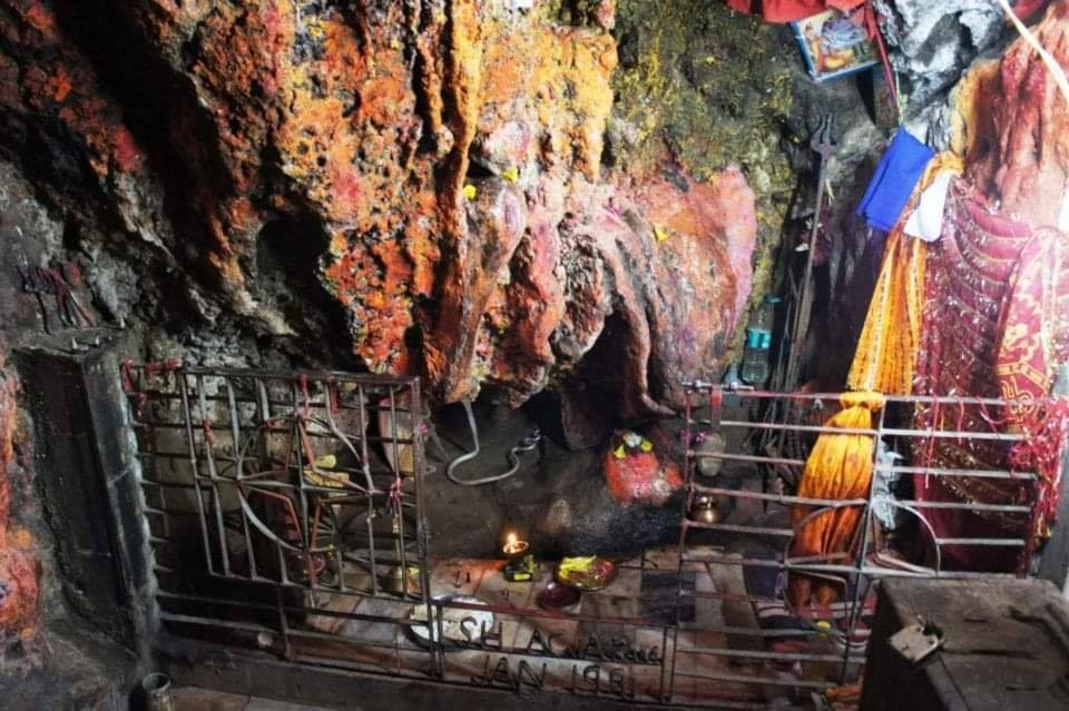 நிர்மந்த் தேவ் தாங்க் சிவன் குடைவரைக் கோயில், இமாச்சலப் பிரதேசம்