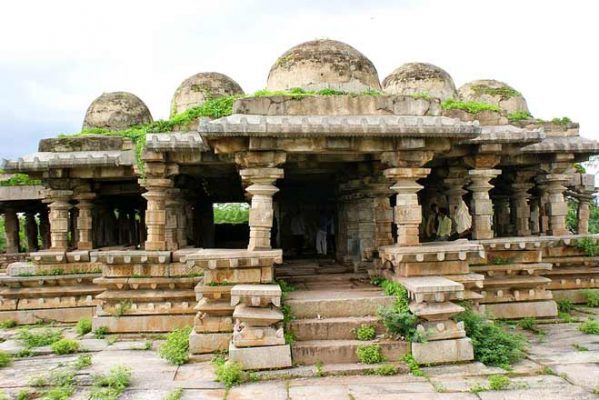 நிஜாமாபாத் சமண கோயில், தெலுங்கானா