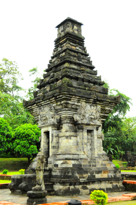 பெனத்தாரான் சிவன் கோவில், இந்தோனேசியா