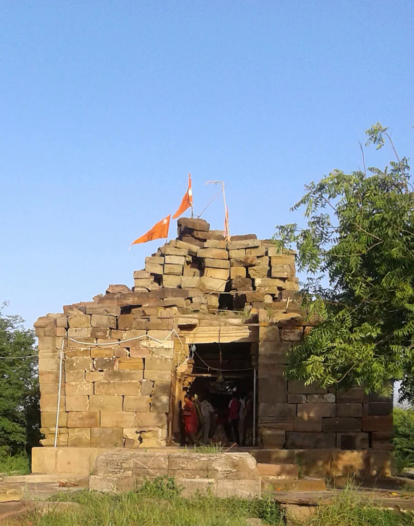 அருள்மிகு பூர்னேஷ்வர் மஹாதேவர் திருக்கோயில், மஞ்சள்