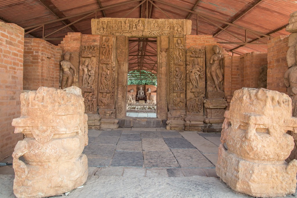 சிர்பூர் திவார்தேவ் புத்த விகாரம், சத்தீஸ்கர்