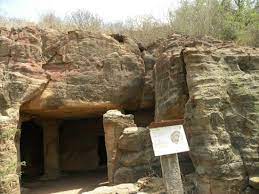 சியோத் புத்த குடைவரைக் கோவில் (கதேஷ்வரர் கோயில்), குஜராத்