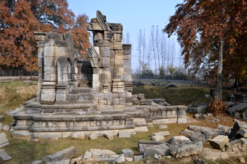 அருள்மிகு சுகந்தேசர் சிவன்கோயில்,  பாட்டன்