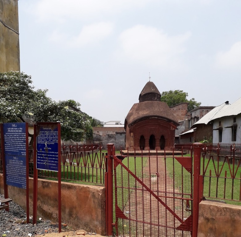 சூரி ராதா தாமோதர் கோவில், மேற்கு வங்காளம்