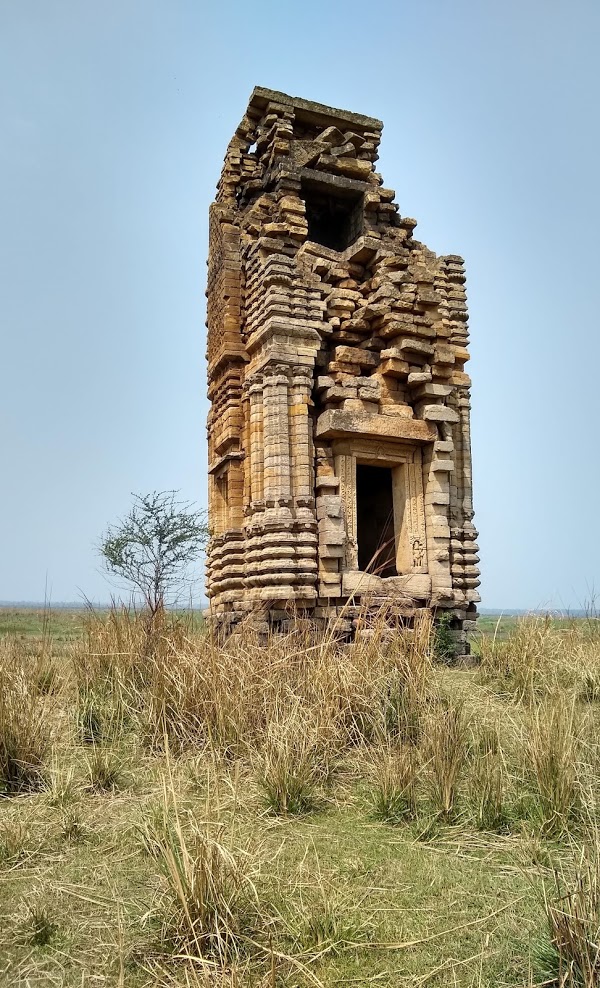 தெல்குபி குருதி தேல் கோயில், மேற்கு வங்காளம்