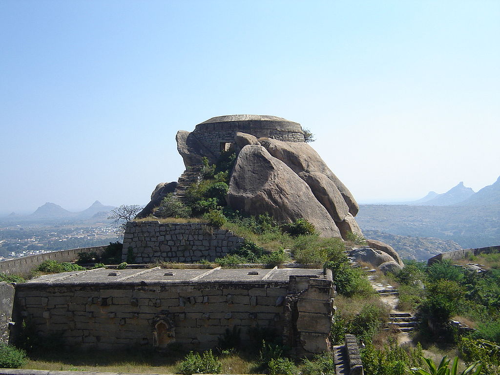 அருள்மிகு கோபாலகிருஷ்ணா கோயில்,  மதுகிரி