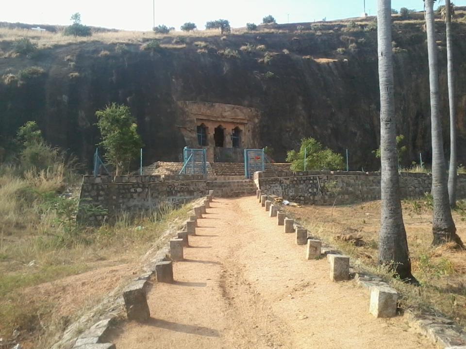 திருமலாபுரம் பசுபதேஸ்வரர் ஆலயம், (குடைவரை கோயில்), திருநெல்வேலி