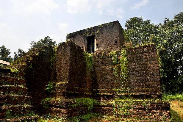 உலியன்னூர் மடத்திலப்பன் கோயில், கேரளா