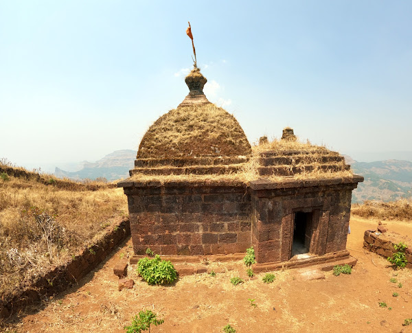 வசோடா கோட்டை மகாதேவர் கோவில், மகாராஷ்டிரா