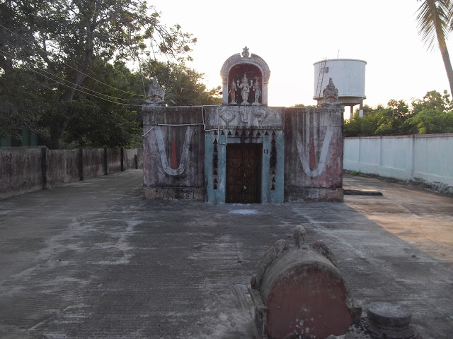 அஞ்சூர்   ஸ்ரீ கரியமாணிக்க பெருமாள்  கோயில், காஞ்சிபுரம்
