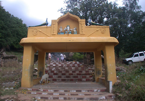 அருள்மிகு மாவூற்று வேலப்பர் திருக்கோயில்- தேனி
