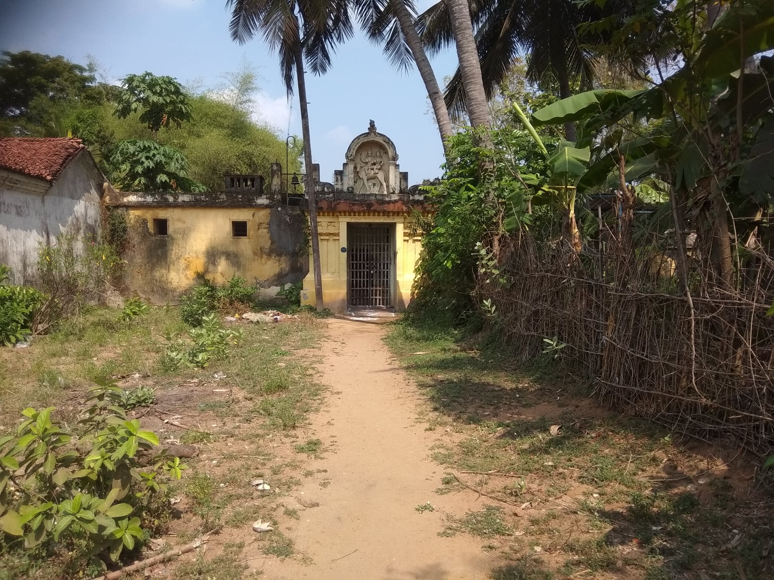 இஞ்சிக்கொல்லை விஸ்வநாதர் சிவன்கோயில், தஞ்சாவூர்
