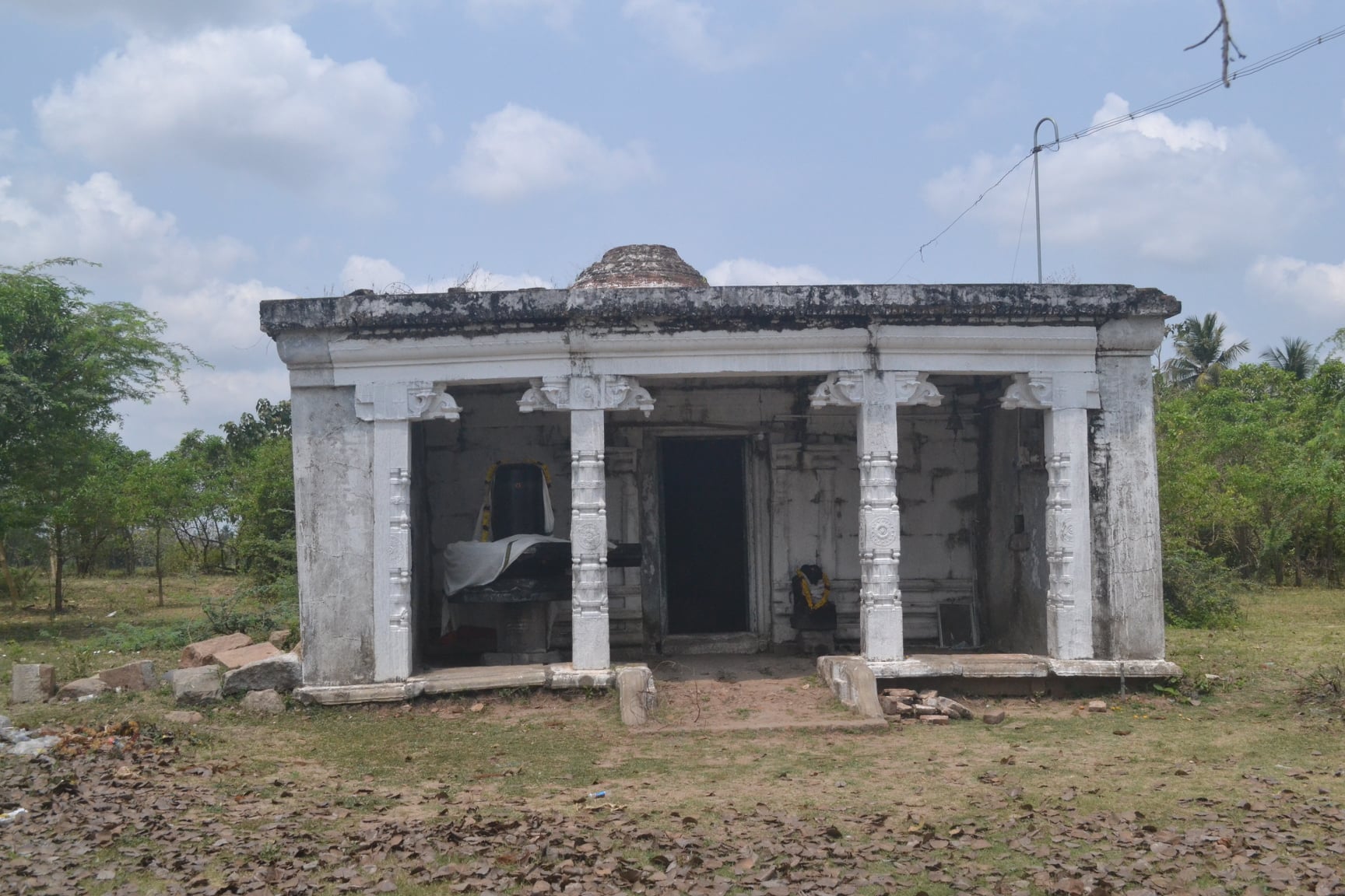 கோமல் அழகியநாதர் சிவன்கோயில், மயிலாடுதுறை