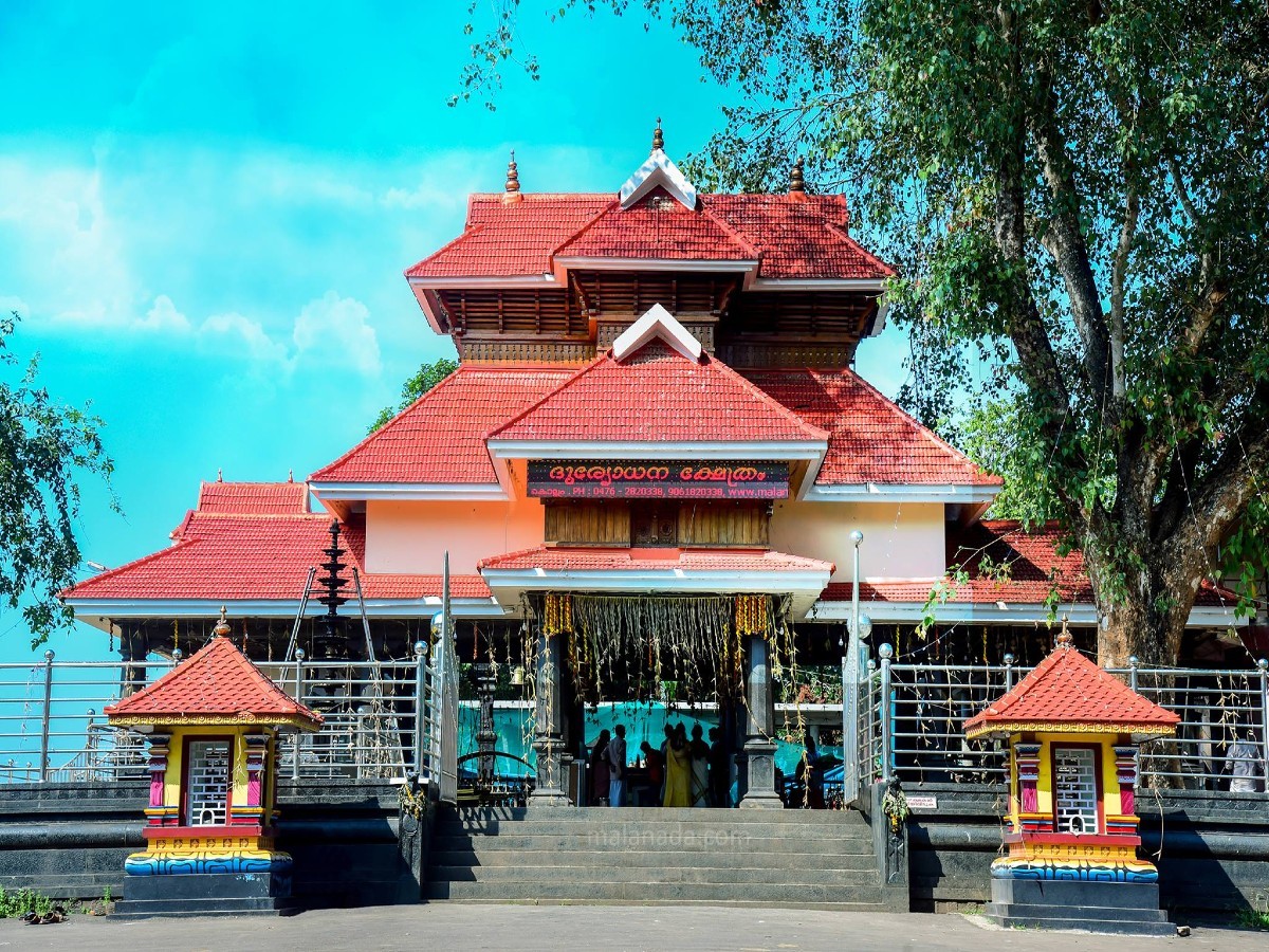 கொல்லம் பொருவழி பெருவிருத்தி மலநாடா திருக்கோயில், கேரளா