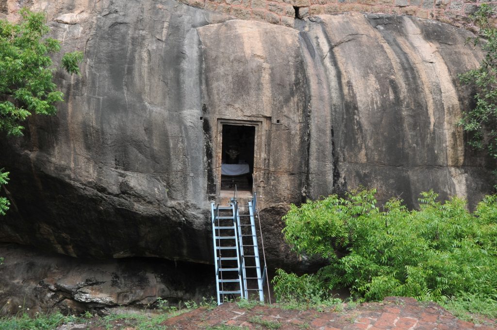 திருமயம் கோட்டை சிவன் குடைவரை கோயில்,  புதுக்கோட்டை