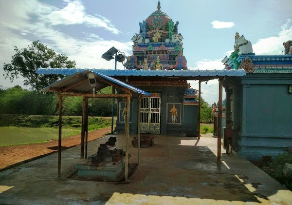 நரிக்குடி எமனேஸ்வரி சமேத எமனேஸ்வரா் திருக்கோயில், திருவாரூர்