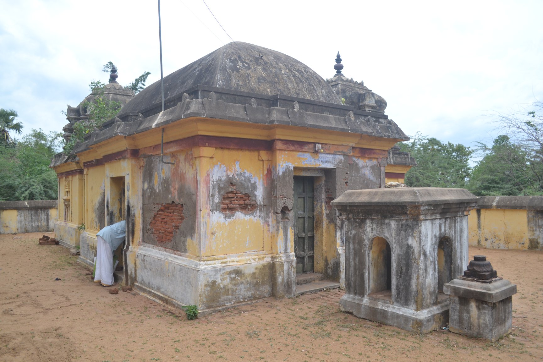 பத்தினியாள்புரம் ஜம்புகாரண்யேஸ்வரர் சிவன்கோயில், திருவாரூர்
